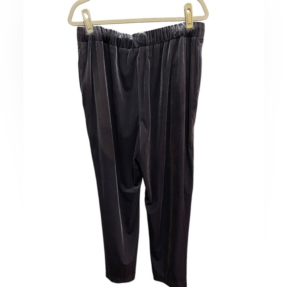 Nine West - grey / silver velvet pull on pants - soft and flowy- size Large - Picture 2 of 5